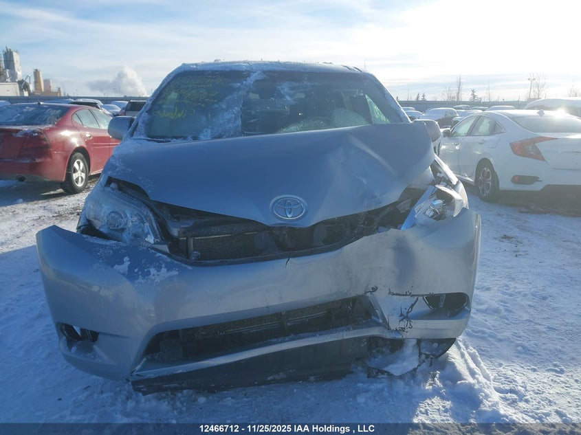2015 Toyota Sienna Le 8 Passenger VIN: 5TDKK3DC2FS686637 Lot: 12466712
