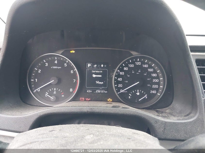 KMHD84LF6HU420511 2017 HYUNDAI ELANTRA photo no. 7