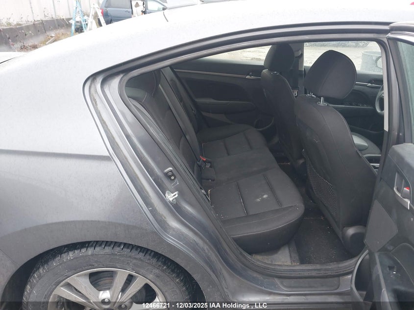 KMHD84LF6HU420511 2017 HYUNDAI ELANTRA photo no. 8