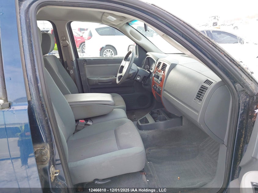 1D7HE48K55S345821 2005 DODGE DAKOTA photo no. 5