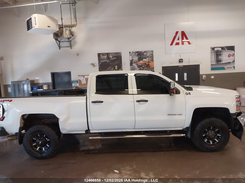 1GC1KUEG2JF127794 2018 CHEVROLET SILVERADO photo no. 13