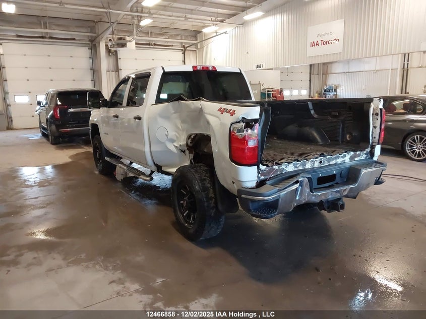 1GC1KUEG2JF127794 2018 CHEVROLET SILVERADO photo no. 3