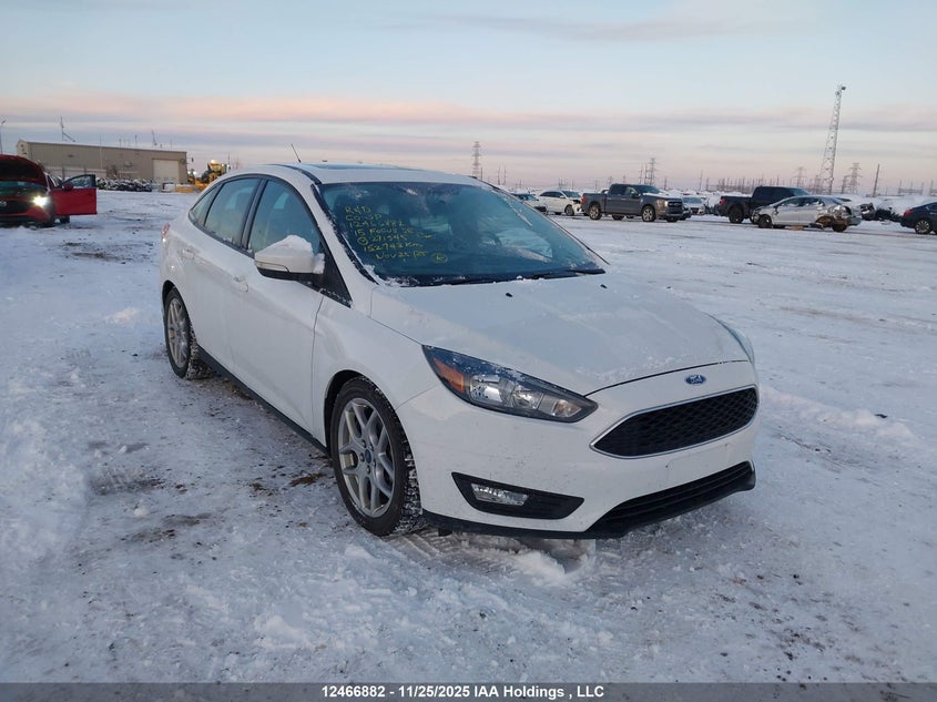 1FADP3F27FL271545 2015 FORD FOCUS photo no. 10