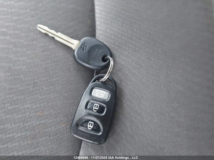 2014 Hyundai Elantra Gl VIN: 5NPDH4AE5EH525111 Lot: 12466886