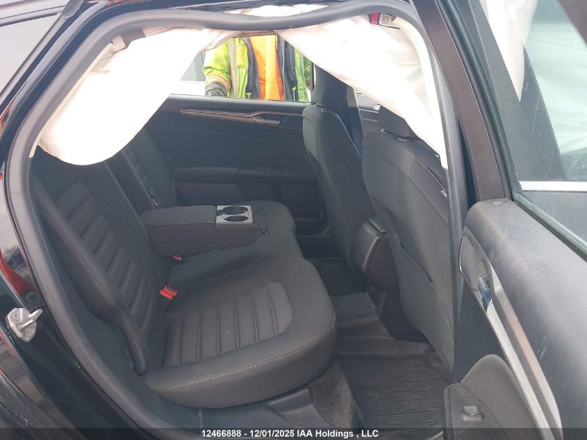 2018 Ford Fusion Se VIN: 3FA6P0H7XJR236735 Lot: 12466888