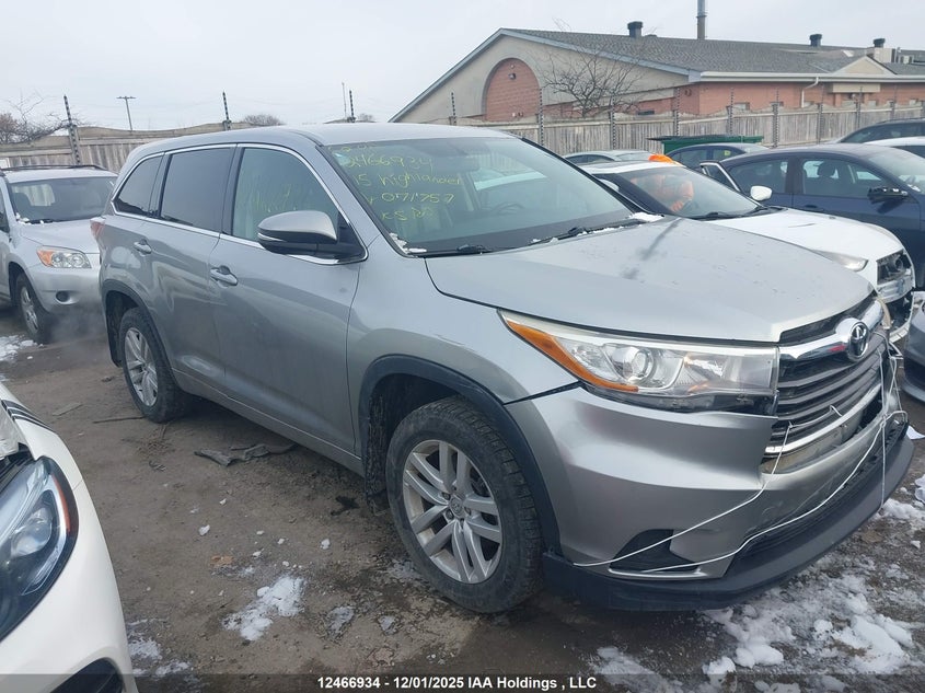 5TDZKRFH2FS071757 2015 TOYOTA HIGHLANDER photo no. 13