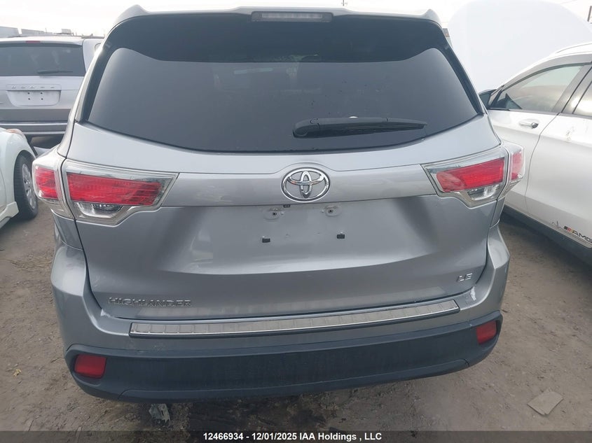 5TDZKRFH2FS071757 2015 TOYOTA HIGHLANDER photo no. 16