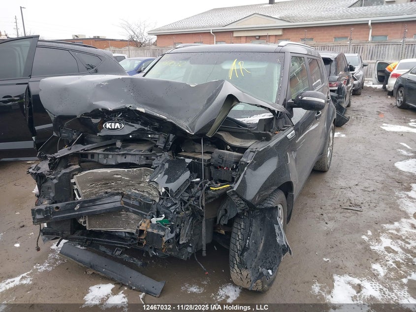 KNDJP3A53K7910702 2019 KIA SOUL photo no. 2