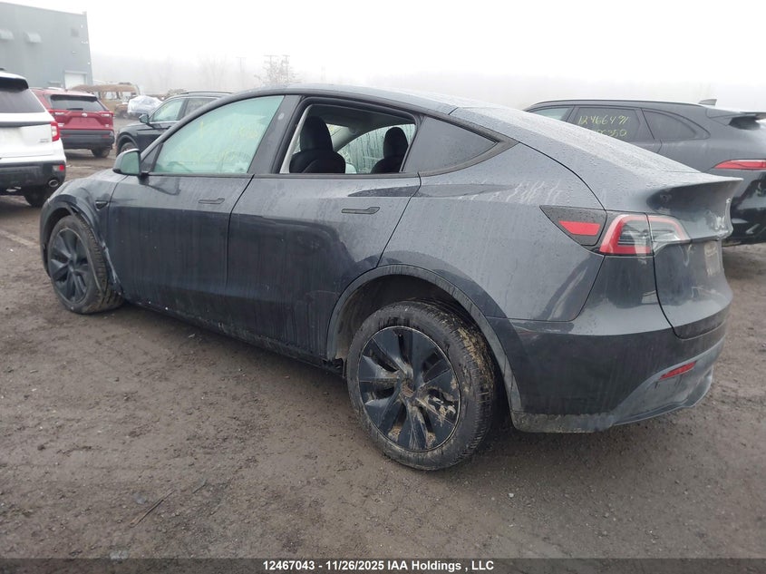 7SAYGDEE5RF211223 2024 TESLA MODEL Y photo no. 3