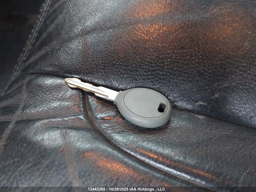 2005 Dodge Ram 1500 Slt/Laramie VIN: 1D7HU18D15J534670 Lot: 12442368X