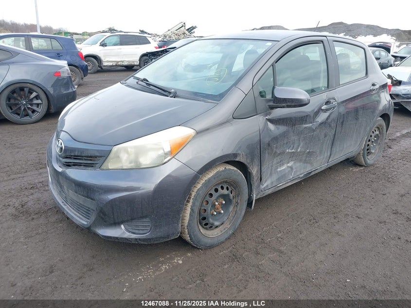 JTDKTUD37CD502531 2012 TOYOTA YARIS photo no. 2
