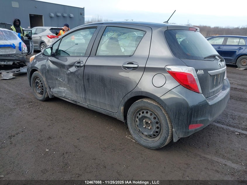 JTDKTUD37CD502531 2012 TOYOTA YARIS photo no. 3