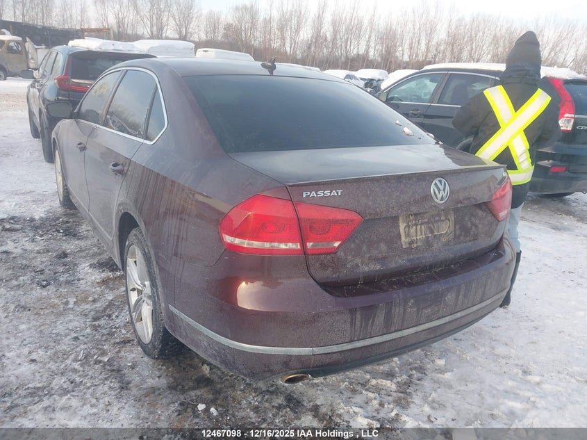 1VWBN7A31EC102762 2014 VOLKSWAGEN PASSAT photo no. 3