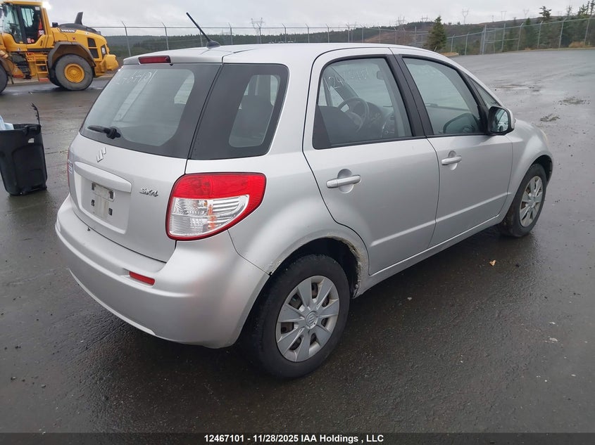 JS2YA5A13A6300141 2010 SUZUKI SX4 photo no. 4