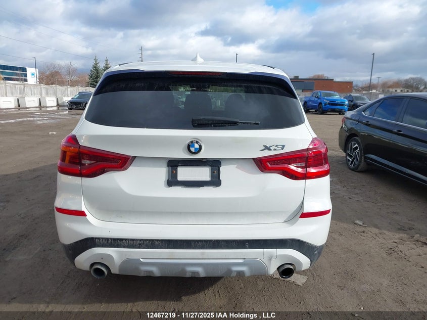 5UXTR9C52JLD66896 2018 BMW X3 photo no. 17