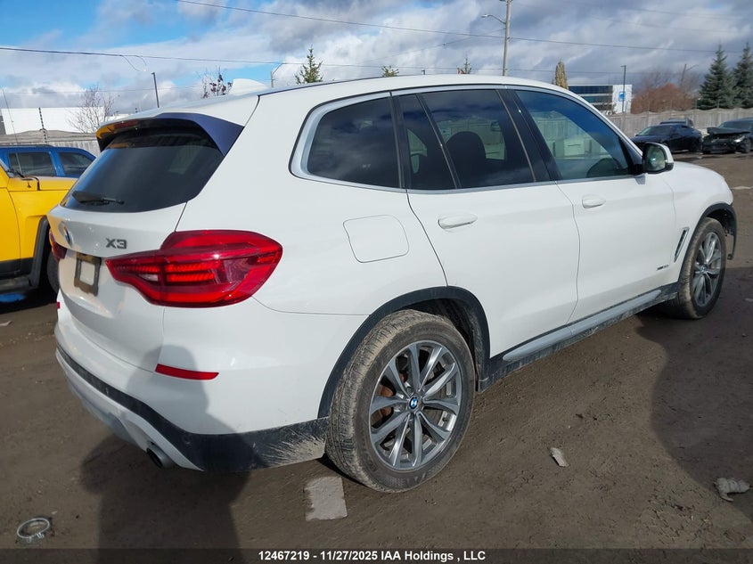 5UXTR9C52JLD66896 2018 BMW X3 photo no. 4