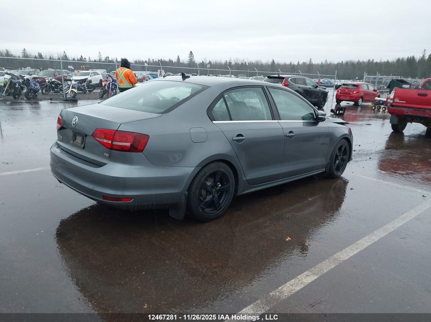 3VWL07AJ5FM330779 2015 VOLKSWAGEN JETTA photo no. 4