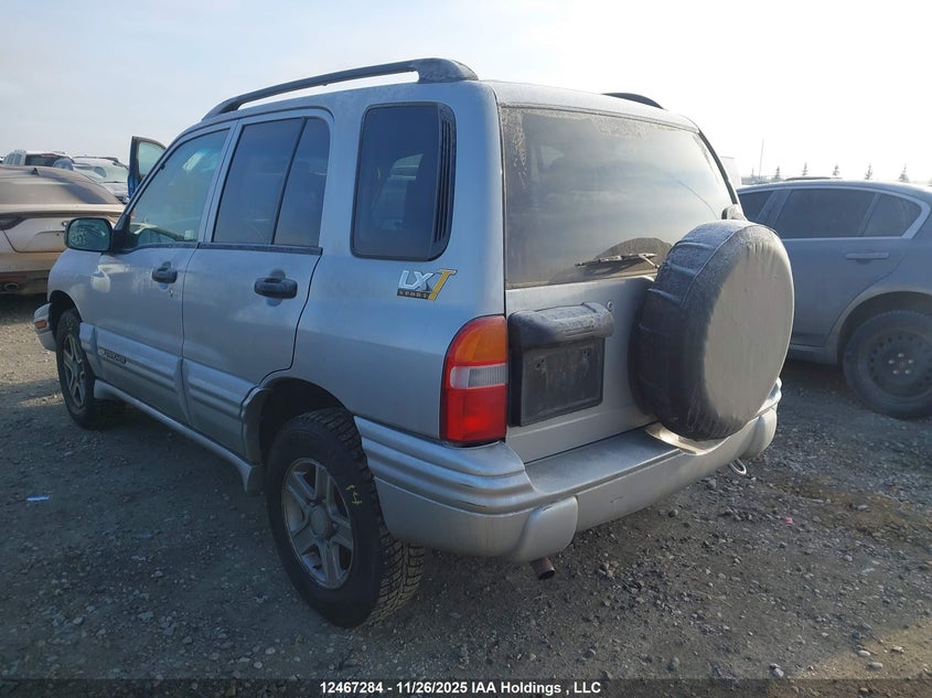 2CNBJ13CX36927631 2003 CHEVROLET TRACKER photo no. 3