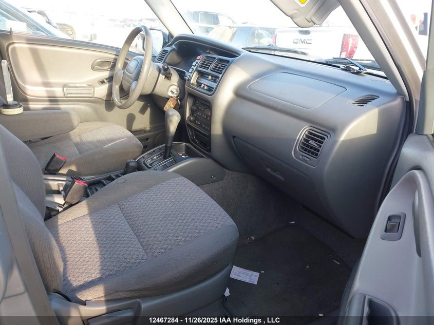 2CNBJ13CX36927631 2003 CHEVROLET TRACKER photo no. 5