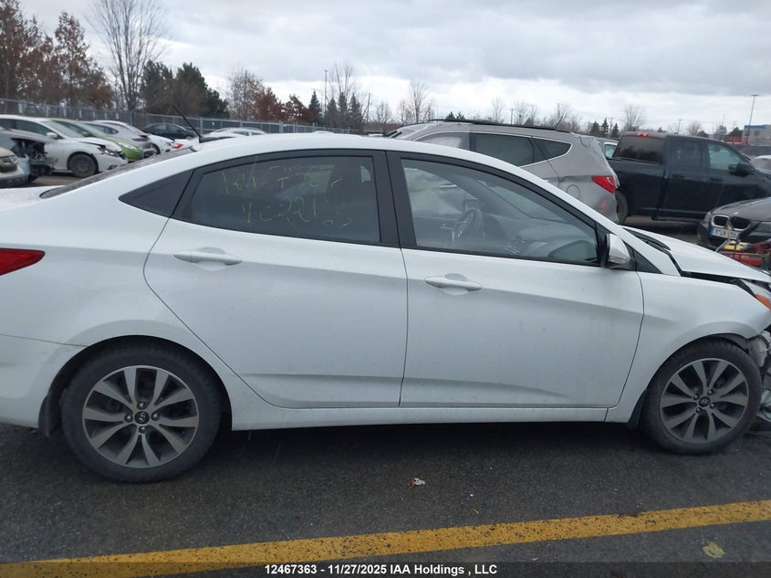 KMHCU4AE3GU022169 2016 HYUNDAI ACCENT photo no. 13
