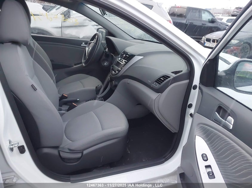 KMHCU4AE3GU022169 2016 HYUNDAI ACCENT photo no. 5