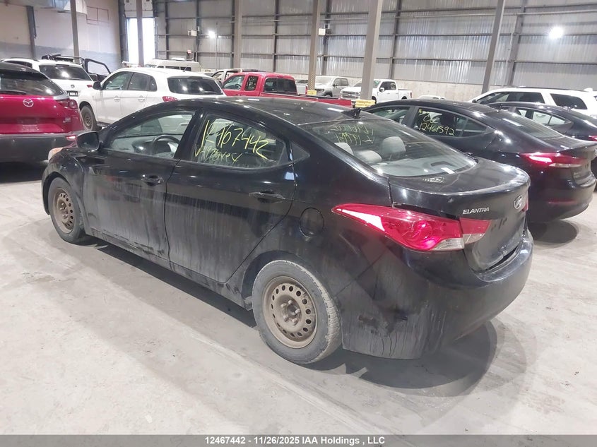 5NPDH4AE9DH197951 2013 HYUNDAI ELANTRA photo no. 3