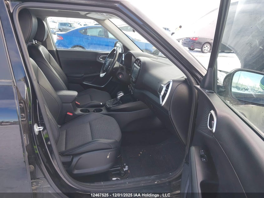 KNDJ33AU1M7787925 2021 KIA SOUL photo no. 5