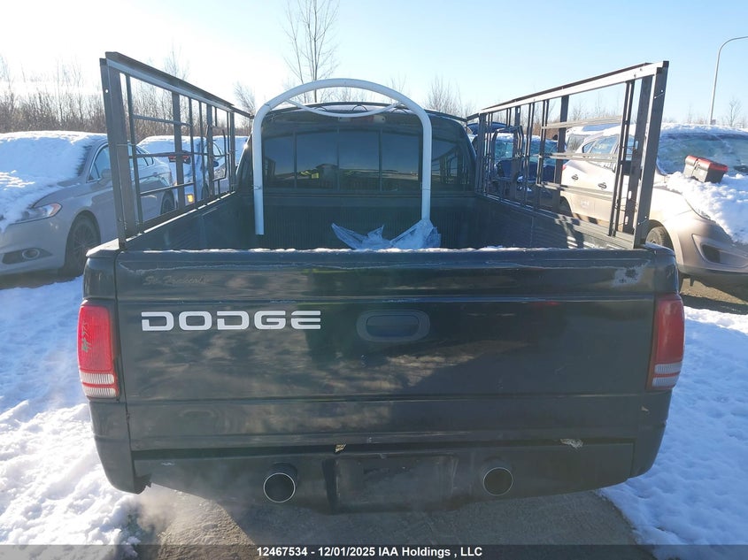 1B7GL22N8YS740891 2000 DODGE DAKOTA photo no. 17