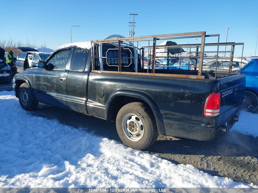 1B7GL22N8YS740891 2000 DODGE DAKOTA photo no. 3