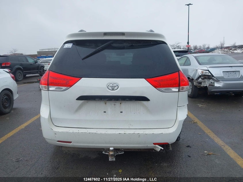 5TDZK3DC1CS269844 2012 TOYOTA SIENNA photo no. 16