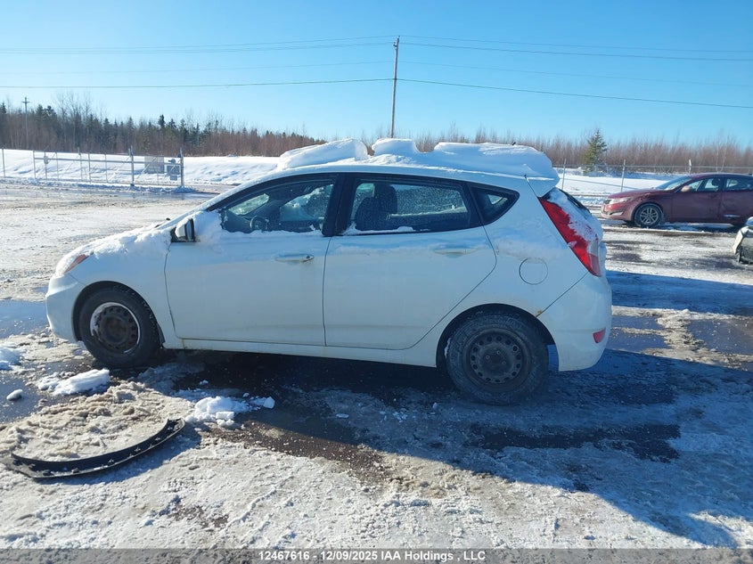 2015 Hyundai Accent Gl VIN: KMHCT5AE3FU217082 Lot: 12467616