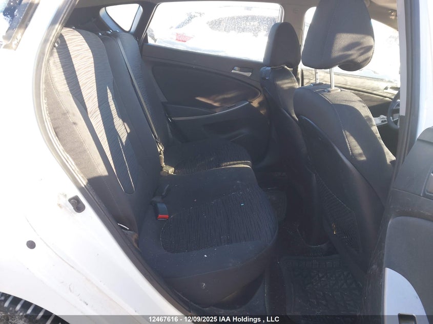 2015 Hyundai Accent Gl VIN: KMHCT5AE3FU217082 Lot: 12467616