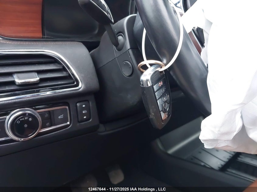 5LMJJ3LT3LEL13620 2020 LINCOLN NAVIGATOR photo no. 11