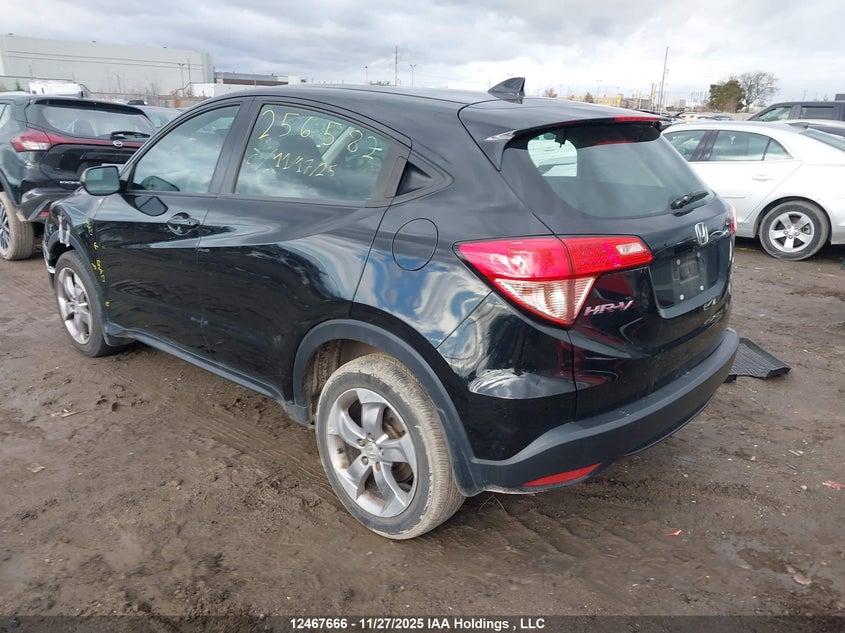 3CZRU6H3XJM101682 2018 HONDA HR-V photo no. 3
