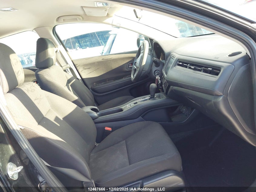 3CZRU6H3XJM101682 2018 HONDA HR-V photo no. 5
