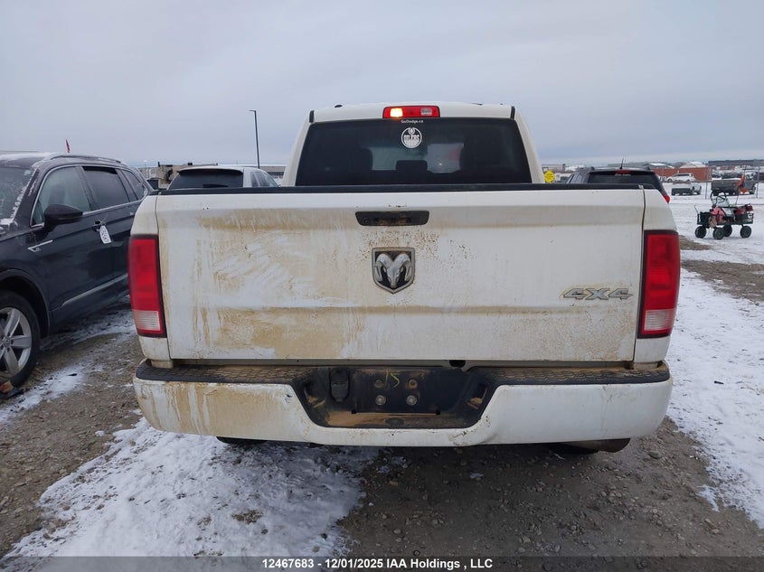 1C6RR7FG0LS125073 2020 RAM 1500 photo no. 17