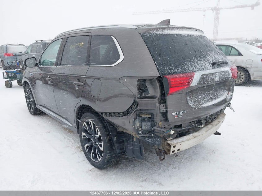 JA4J24A50JZ608026 2018 MITSUBISHI OUTLANDER photo no. 3
