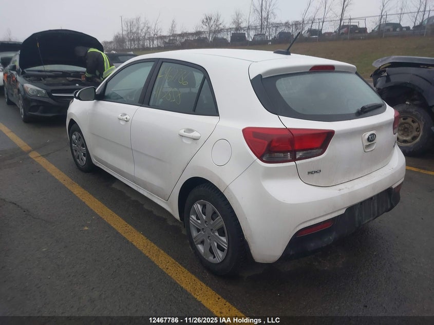 3KPA25AD8ME413858 2021 KIA RIO photo no. 3