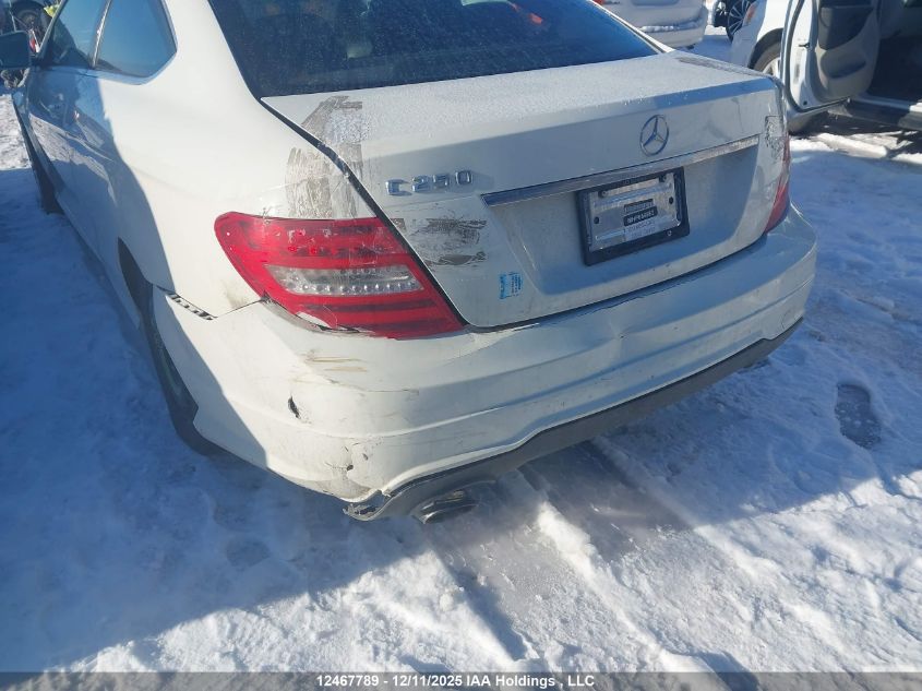 2012 Mercedes-Benz C 250 VIN: WDDGJ4HB4CF808111 Lot: 12467789