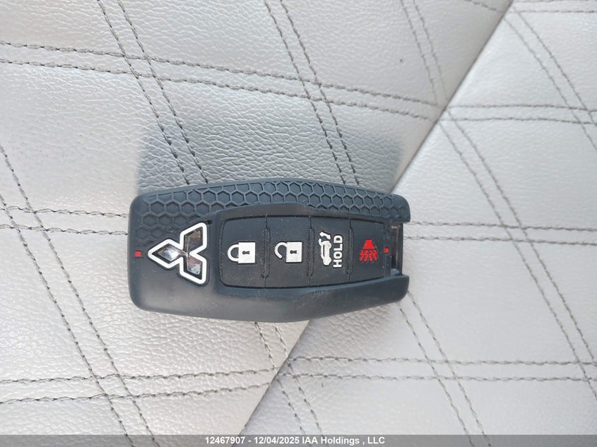 JA4T5VA91RZ613496 2024 MITSUBISHI OUTLANDER photo no. 11