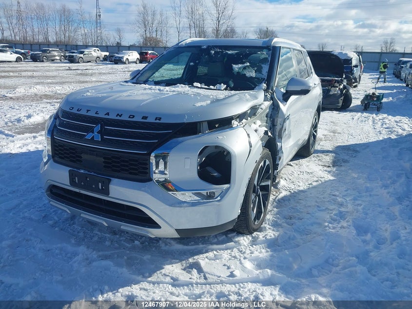 JA4T5VA91RZ613496 2024 MITSUBISHI OUTLANDER photo no. 2