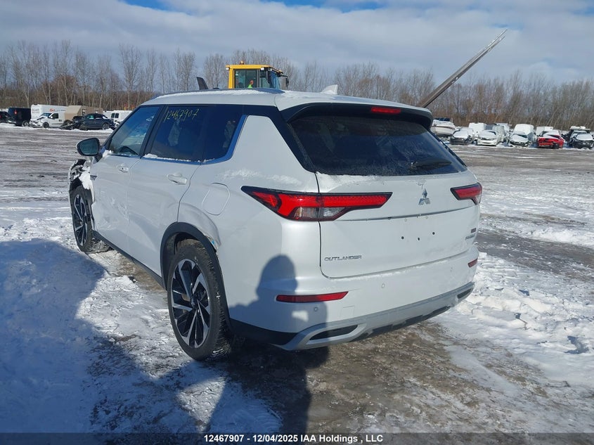 JA4T5VA91RZ613496 2024 MITSUBISHI OUTLANDER photo no. 3