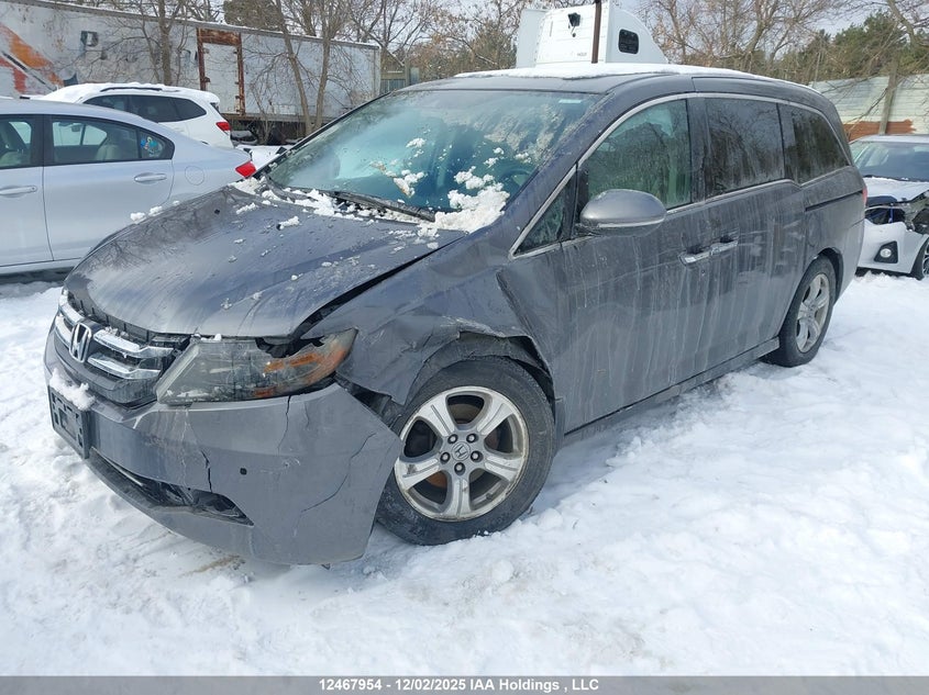 5FNRL5H95HB503180 2017 HONDA ODYSSEY photo no. 2