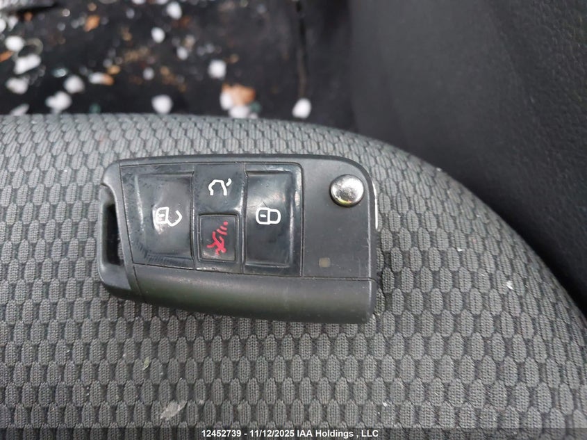 2017 Volkswagen Golf 1.8 Tsi Comfortline/1.8 Tsi Highline/1.8 Tsi Trendline VIN: 3VW217AU5HM053041 Lot: 12452739X