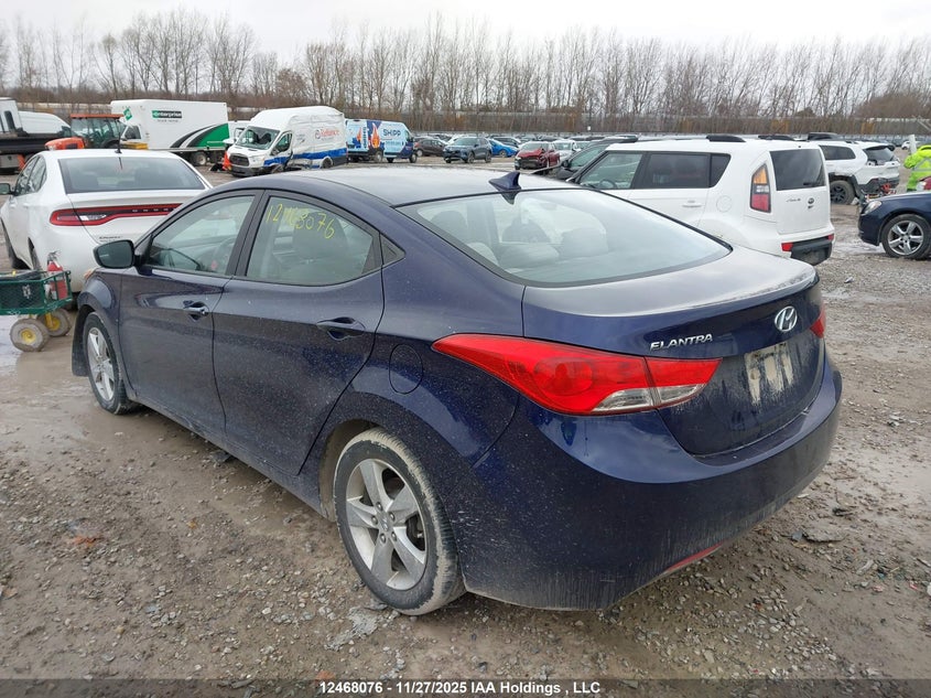 5NPDH4AEXDH387712 2013 HYUNDAI ELANTRA photo no. 3