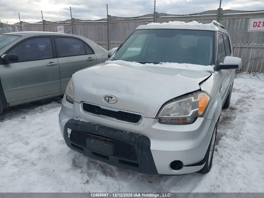 2010 Kia Soul VIN: KNDJT2A2XA7040912 Lot: 12468087