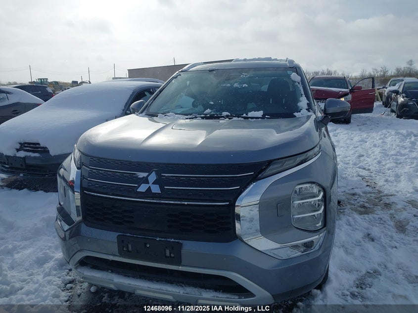 JA4T5UA94PZ613516 2023 MITSUBISHI OUTLANDER photo no. 12