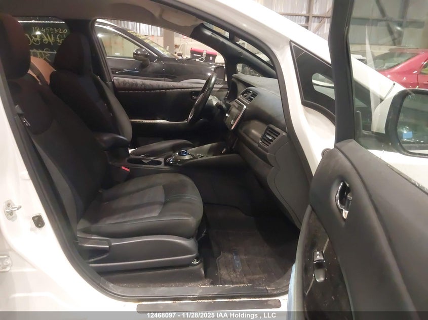 1N4AZ1CP7KC300926 2019 NISSAN LEAF photo no. 5