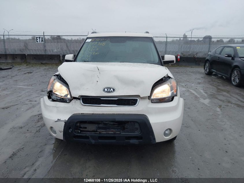 2010 Kia Soul +/!/Sport VIN: KNDJT2A2XA7129203 Lot: 12468108