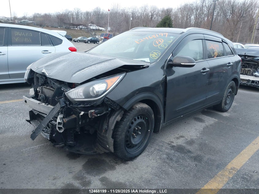 KNDCC3LC3K5289246 2019 KIA NIRO photo no. 2